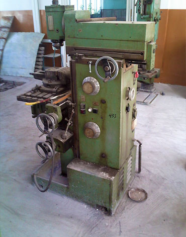 Cladire atelier liceul Calan